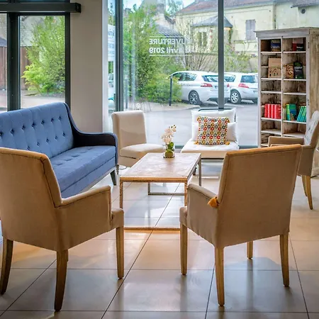 Kyriad - Le Renaudot Hotel 3*